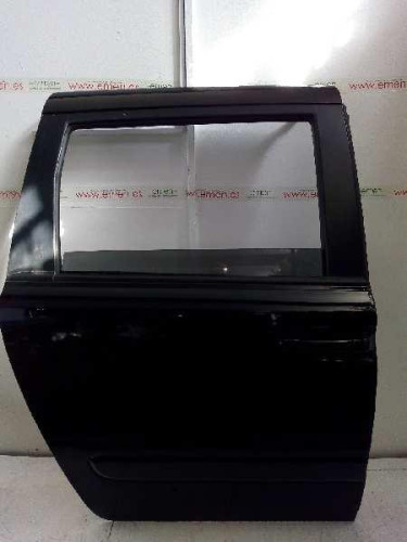  PUERTA TRASERA DERECHA KIA CARNIVAL 