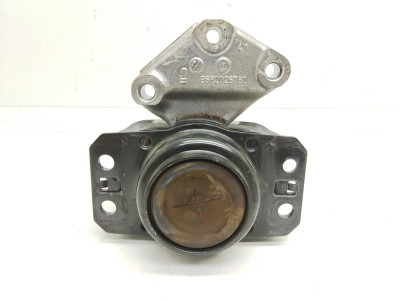 SOPORTE MOTOR DERECHO, DS, 4
