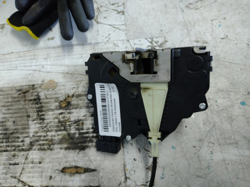 CERRADURA PUERTA DELANTERA DERECHA OPEL CORSA E 