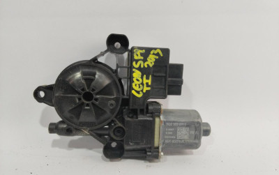 MOTOR ELEVALUNAS TRASERO IZQUIERDO