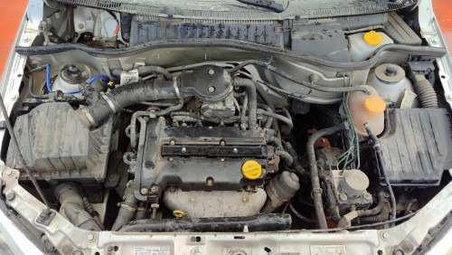  OPEL CORSA C 