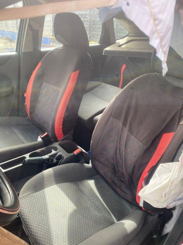  FORD FOCUS BERLINA (CAP) 