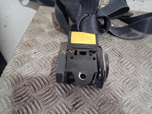 CINTURON SEGURIDAD DELANTERO DERECHO 