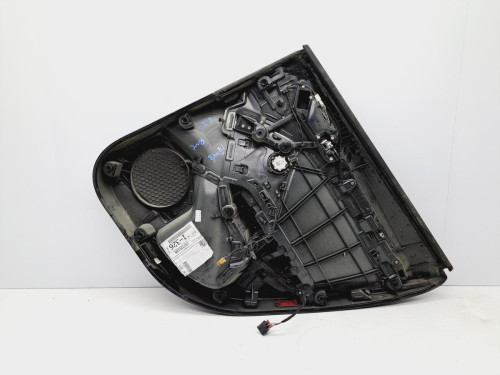 GUARNECIDO PUERTA TRASERA IZQUIERDA Audi A3 SPORTBACK (8VF) 