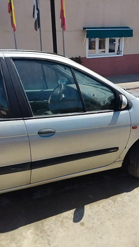 PUERTA DELANTERA DERECHA Renault Scenic II (JM)(2003->) Renault Scenic II (JM)(2003->) 