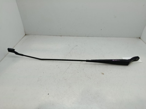 BRAZO LIMPIA DELANTERO DERECHO Citroen BERLINGO COMBI 
