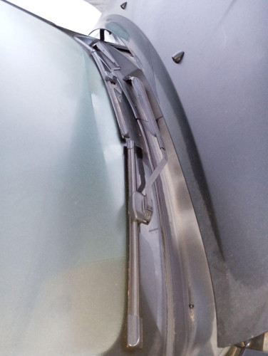 BRAZO LIMPIA DELANTERO DERECHO TOYOTA COROLLA VERSO (R1) 