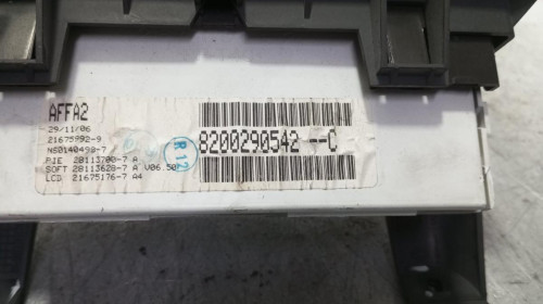 PANTALLA MULTIFUNCION Renault MEGANE II CLASSIC BERLINA 