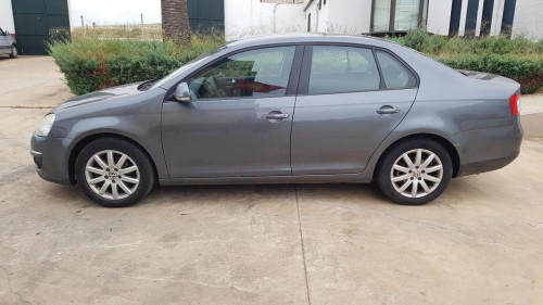  Volkswagen Jetta V (1K2)(2005->) SIN IDENTIFICAR 