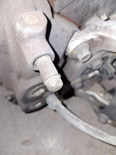 PINZA DE FRENO DELANTERA IZQUIERDA LEXUS RC 