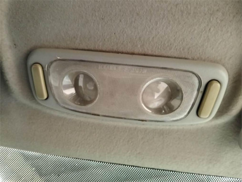 LUZ INTERIOR SUZUKI GRAND VITARA 5-PUERTAS (SQ/FT) 