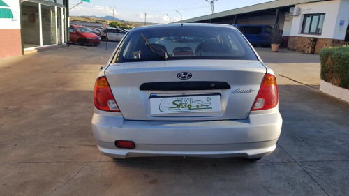  Hyundai Accent (LC)(2000->) SIN IDENTIFICAR 