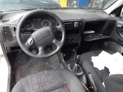 VOLKSWAGEN POLO III (6N1)