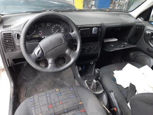 VOLKSWAGEN POLO III (6N1) — vehículo donante para recambios 