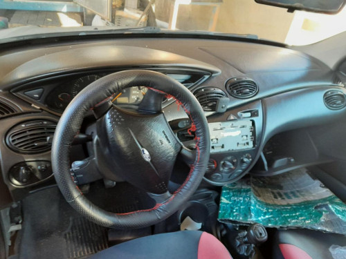  FORD FOCUS BERLINA (CAK) 