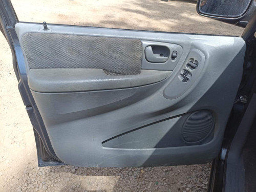 CHRYSLER VOYAGER (RG) — vehículo donante para recambios 