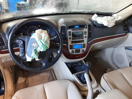 HYUNDAI SANTA FE (CM) — vehículo donante para recambios 