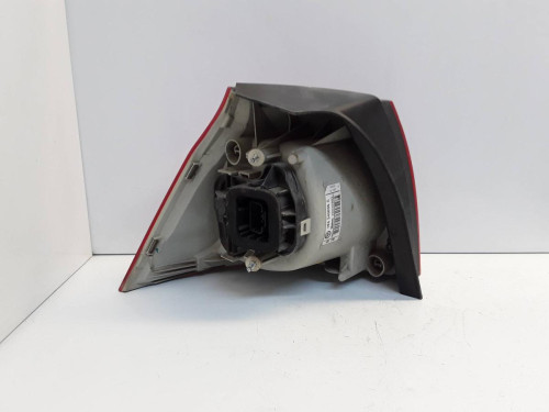 PILOTO TRASERO DERECHO VOLKSWAGEN GOLF V (1K1)(10.2003) 