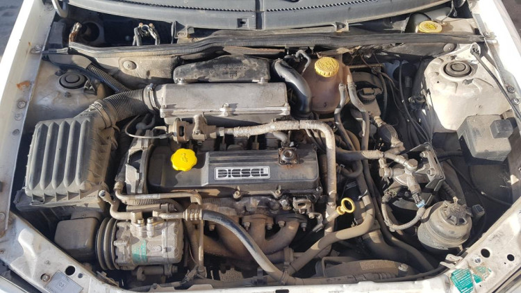 Opel Corsa B (03.1997->) SIN IDENTIFICAR