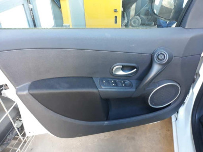 RENAULT CLIO III