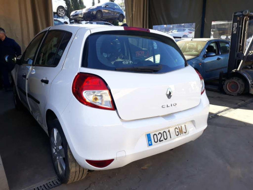 RENAULT CLIO III 