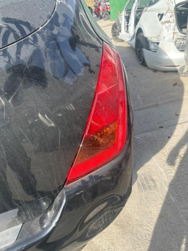 PILOTO TRASERO DERECHO NISSAN MURANO (Z50) 