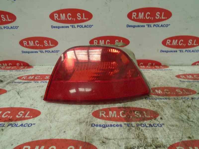 FARO ANTINIEBLA TRASERO IZQUIERDO, Ford, FOCUS BERLINA (CAP)