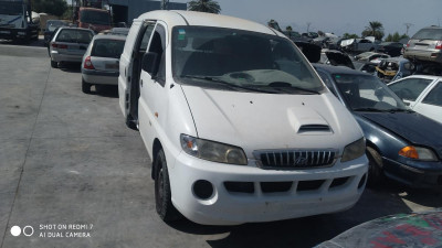 HYUNDAI H-1 ()