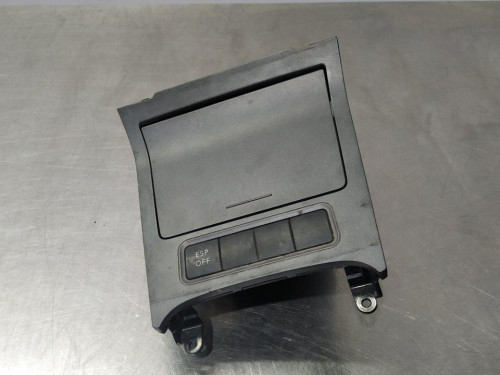  CENICERO VOLKSWAGEN GOLF V (1K1)(10.2003) 
