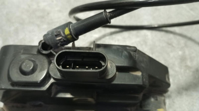 CERRADURA PUERTA DELANTERA IZQUIERDA