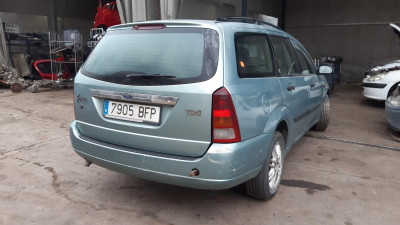 FORD FOCUS FAMILIAR (CAK)