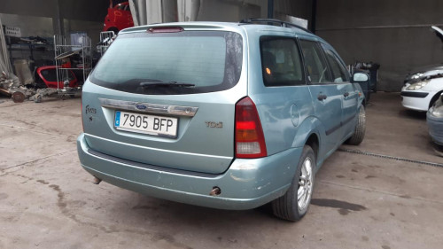  FORD FOCUS FAMILIAR (CAK) 