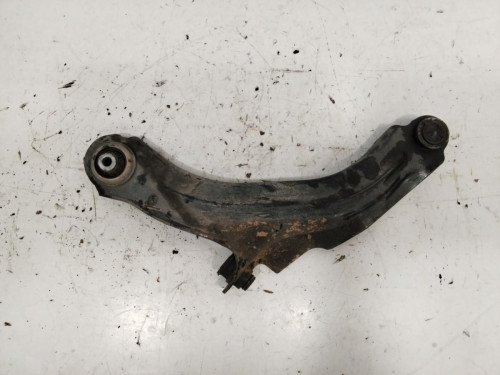 BRAZO SUSPENSION INFERIOR DELANTERO DERECHO Renault CLIO IV 