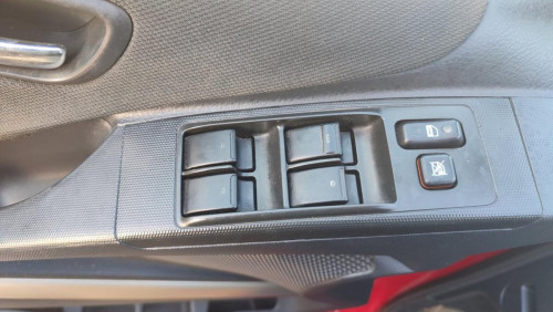  TOYOTA COROLLA VERSO (R1) 