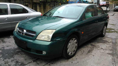 OPEL VECTRA C BERLINA