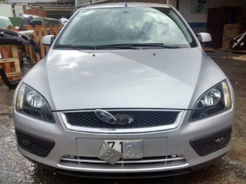 FORD FOCUS BERLINA (CAP) 