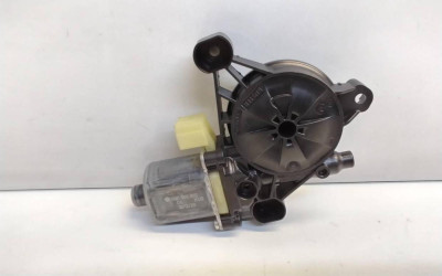 MOTOR ELEVALUNAS TRASERO DERECHO, Audi, A3 SPORTBACK (8YA)
