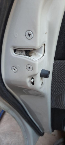 CERRADURA PUERTA TRASERA IZQUIERDA MAZDA 6 BERLINA (GG) 