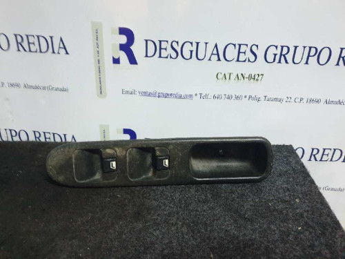  MANDO ELEVALUNAS DELANTERO IZQUIERDO 