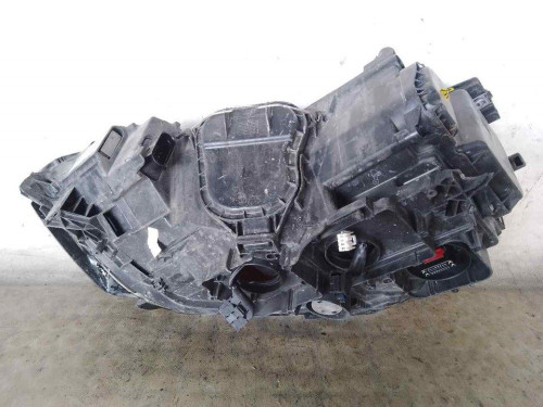 FARO DERECHO VOLKSWAGEN GOLF SPORTSVAN VII (AM1)(12.2013) 