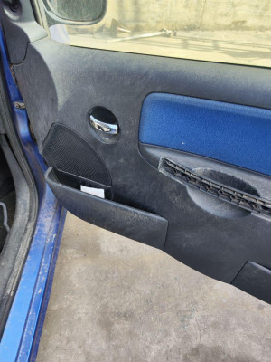 ELEVALUNAS DELANTERO DERECHO