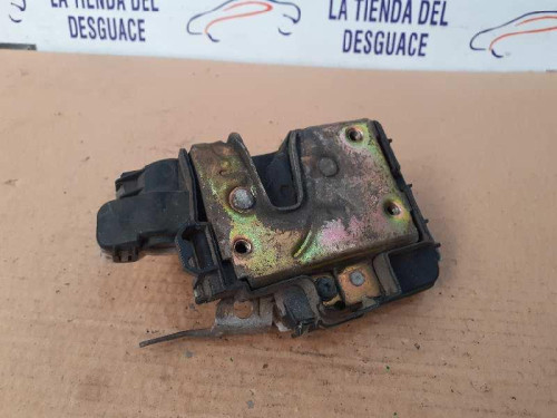  CERRADURA PUERTA DELANTERA IZQUIERDA 