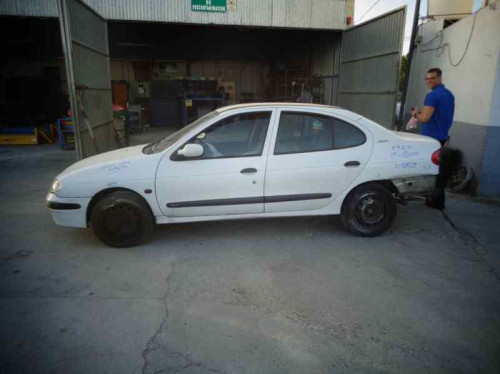  RENAULT MEGANE I CLASSIC (LA0) 