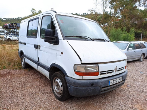 RENAULT MASTER COMBI — vehículo donante para recambios 