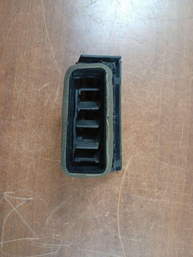 AIREADOR IZQUIERDO Seat ARONA (KJ) 