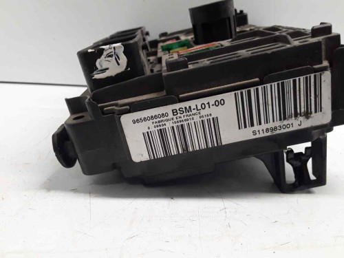 CAJA RELES / FUSIBLES Peugeot 407 