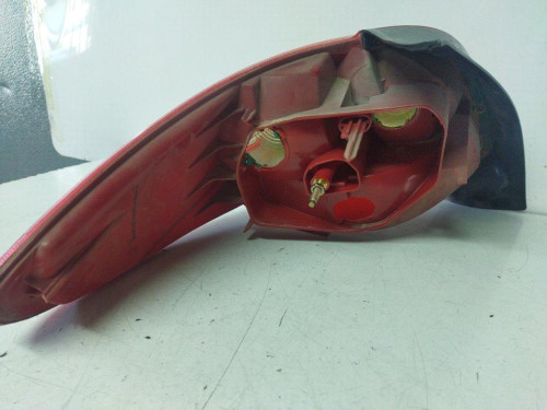  PILOTO TRASERO DERECHO PEUGEOT 206 
