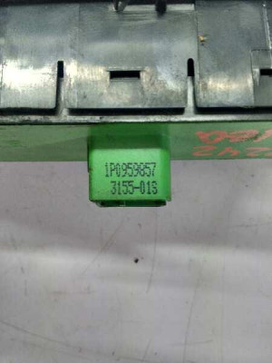 MANDO ELEVALUNAS DELANTERO IZQUIERDO, SEAT, LEON (1P1)