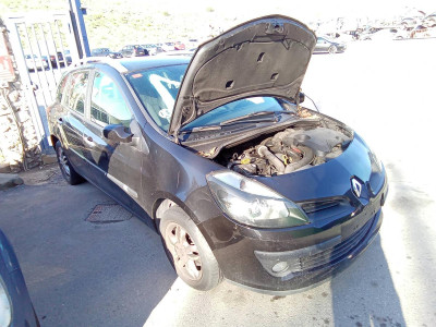 RENAULT CLIO III GRANDTOUR