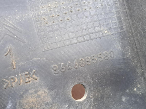 TRAVESAÑO INFERIOR Citroen C4 BERLINA 